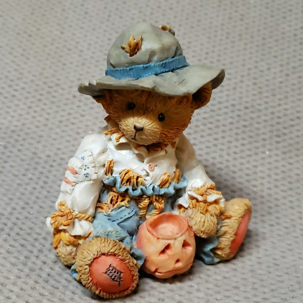 Cherished Teddies, Gary